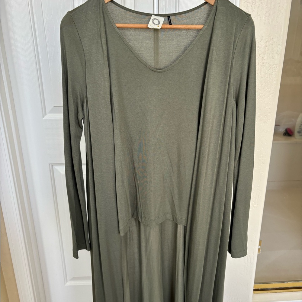 Long green cardigan and top ,all one piece .